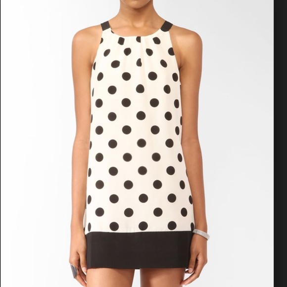 Contrast Polka dot shift dress - Picture 5 of 6